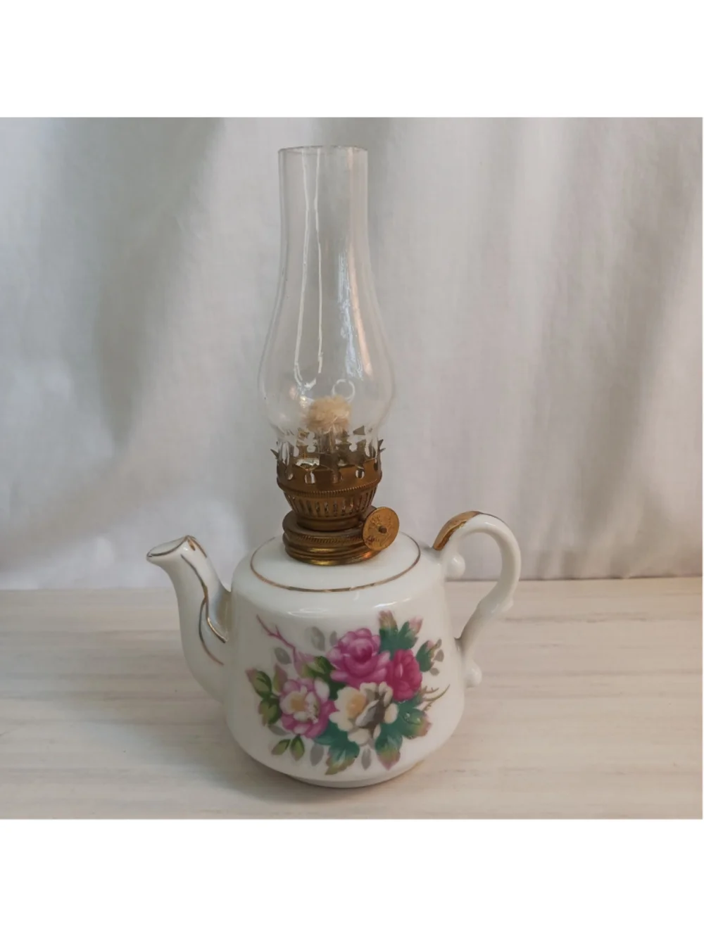 MINI CERAMIC FLORAL TEA POT STYLE FINGER OIL LAMP W/ CLEAR GLOBE